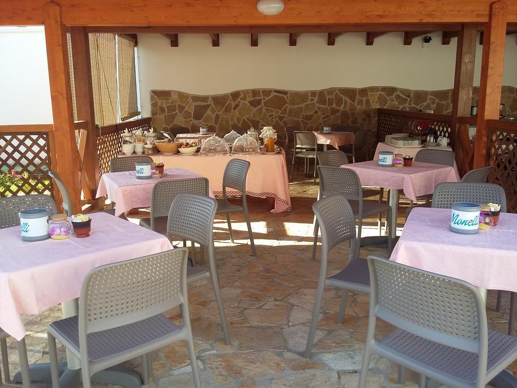 B&B Monelli Дизо Екстериор снимка