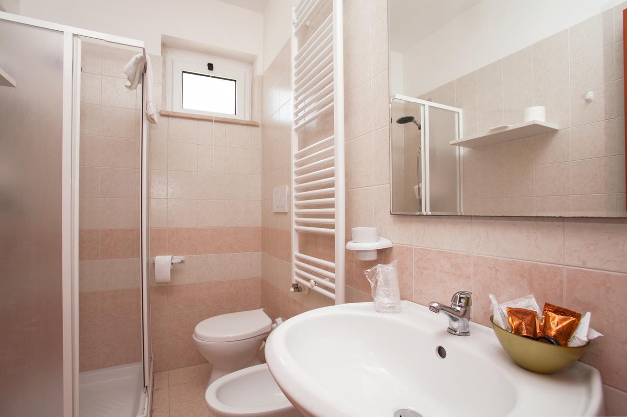 B&B Monelli Дизо Екстериор снимка