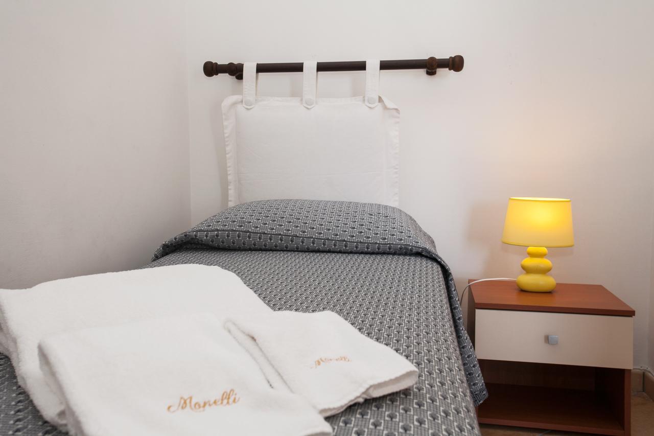 B&B Monelli Дизо Екстериор снимка